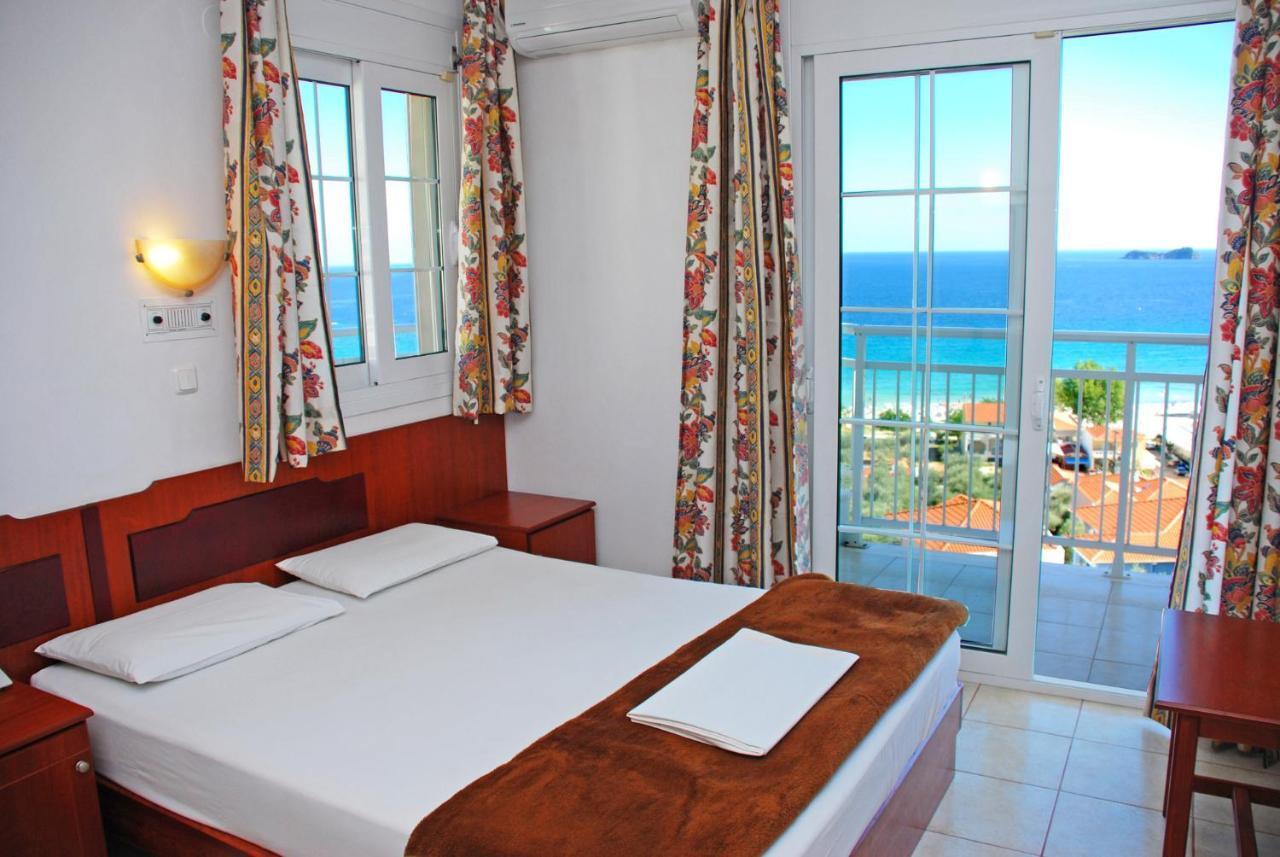 Hotel Emerald Chrysi Ammoudia Room photo